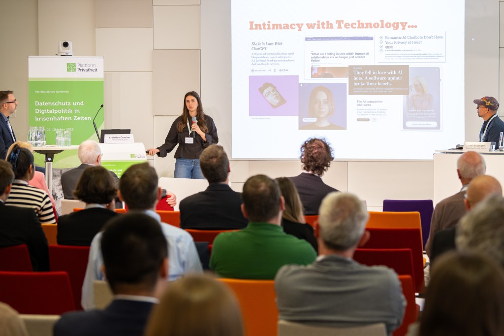 Panel Discussion on Conversational AI at “Plattform Privatheit”