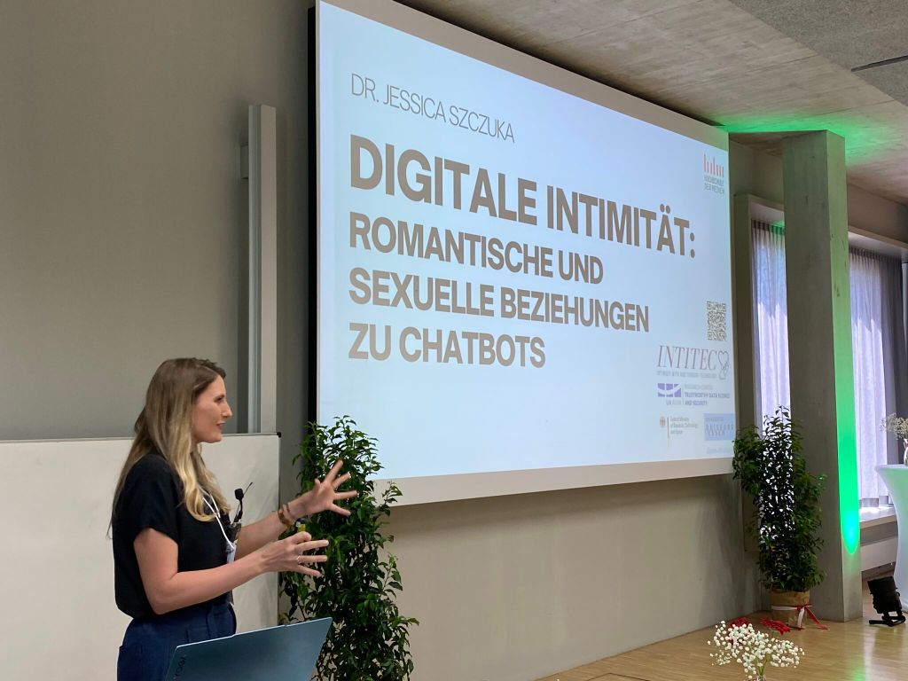 Dr. Jessica Szczuka speaks at Institute for Digital&nbsp;Ethics
